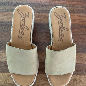 Zodiac Wedged Sandal - Size 7.5"